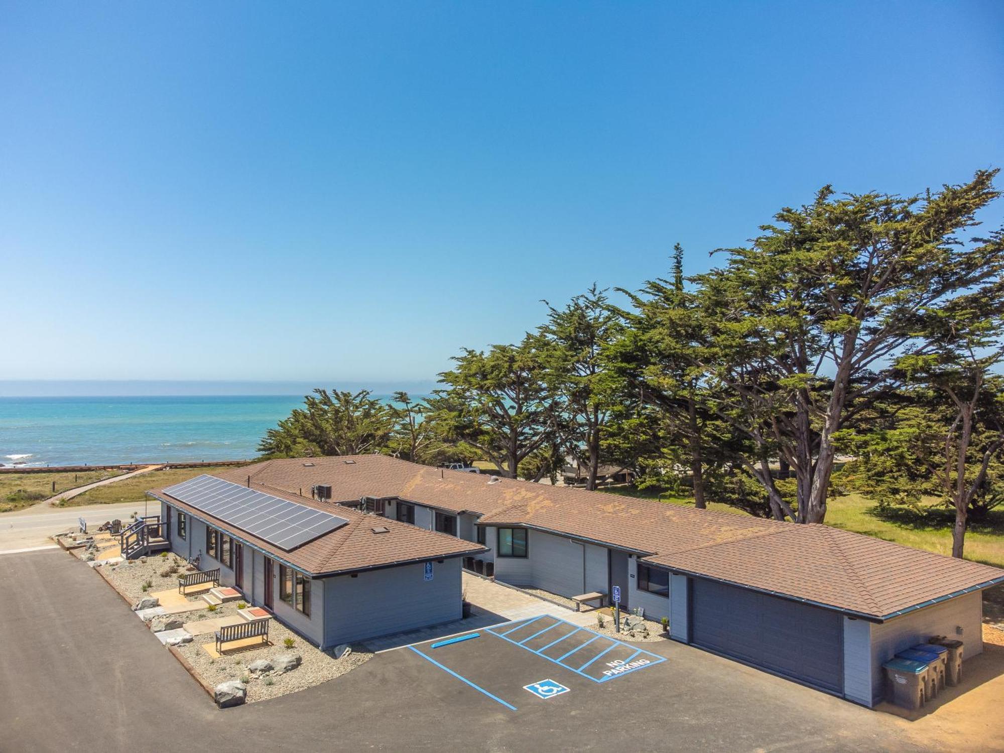 Windrush Inn - Cambria Dış mekan fotoğraf